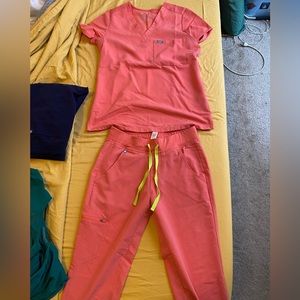 Figs salmon pink scrubs